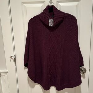 Wonder Poncho XS/S with Yarn Tag Attached